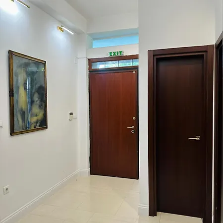 Resident Nota ベッド・アンド・ブレックファスト スコピエ