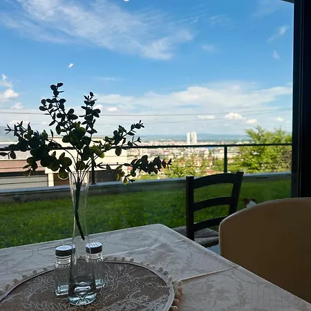 ベッド・アンド・ブレックファスト Resident Nota