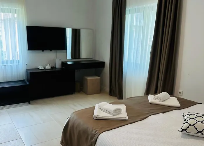 Resident Nota Bed & Breakfast