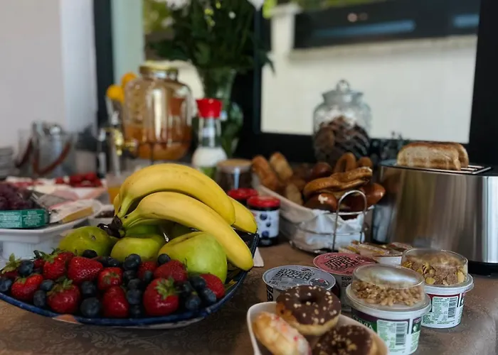 Resident Nota Bed & Breakfast